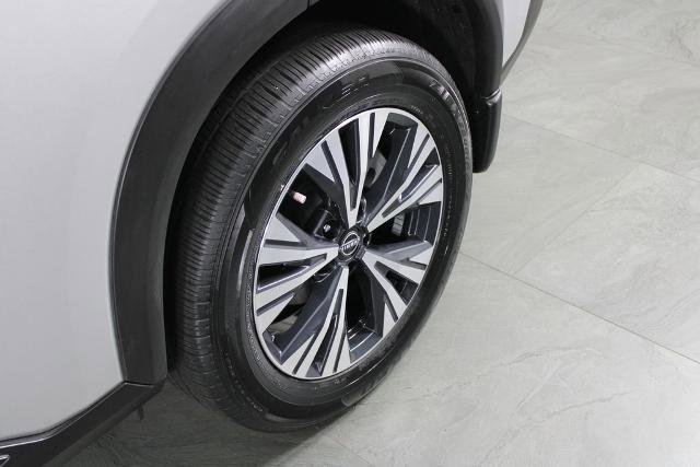 Certified 2023 Nissan Rogue SV image 13