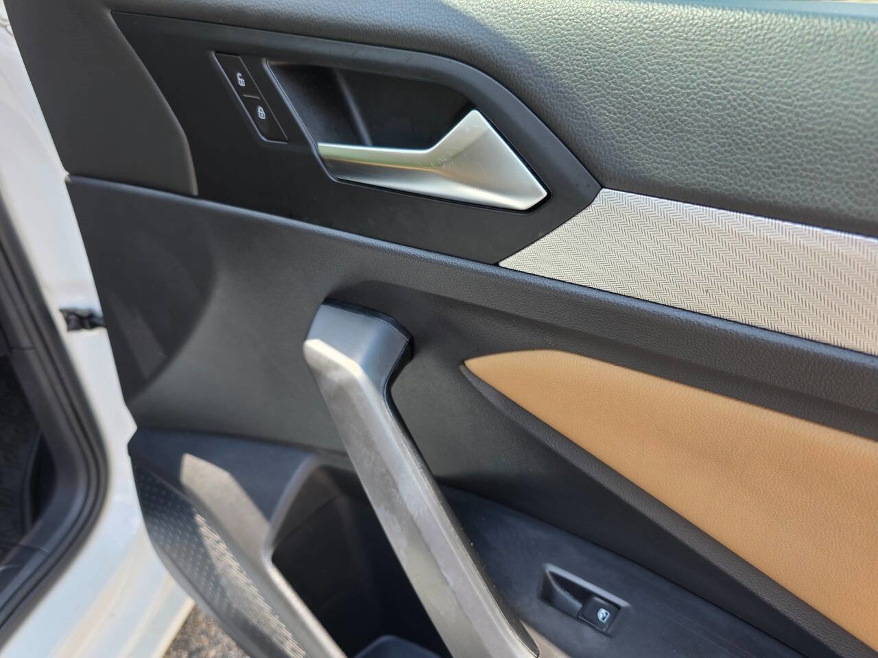 Used 2019 Volkswagen Jetta S FWD image 33