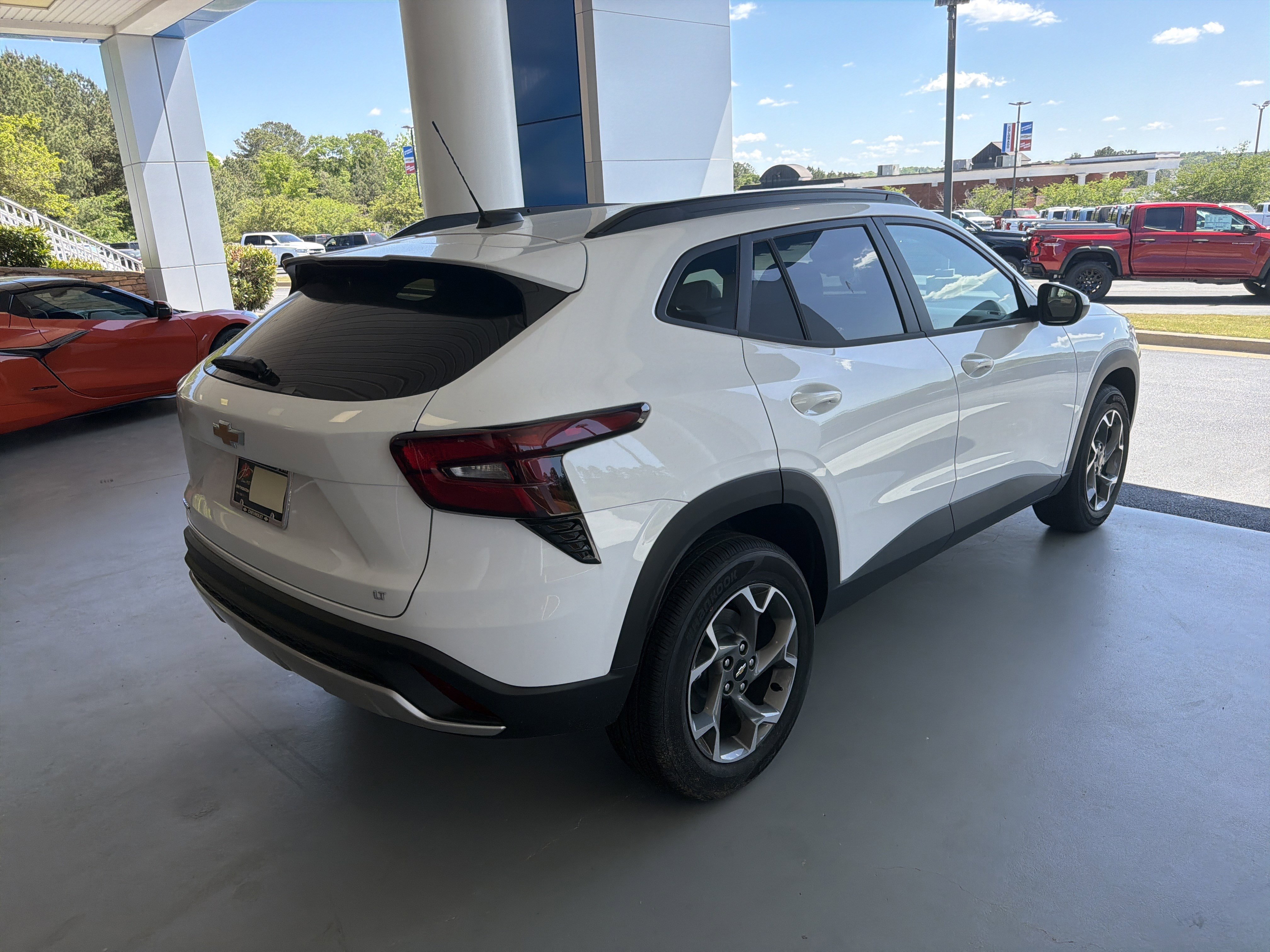 New 2026 Chevrolet Trax LT w/ Driver Confidence Package image 5