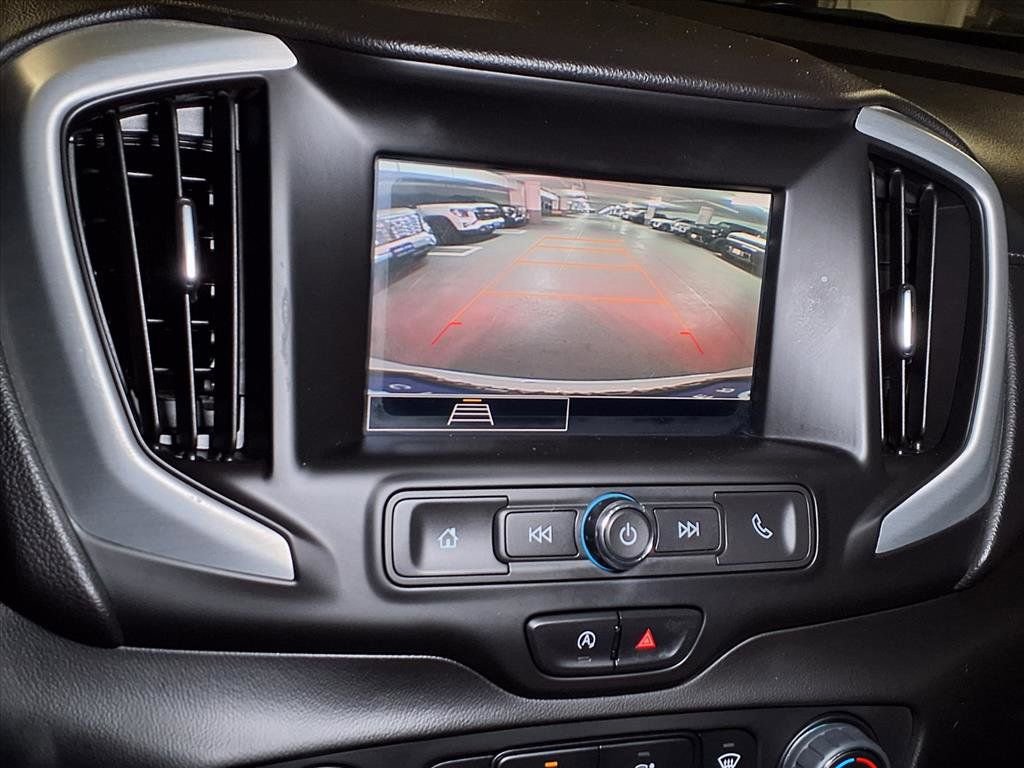 Used 2023 GMC Terrain SLE w/ Elevation Edition image 21