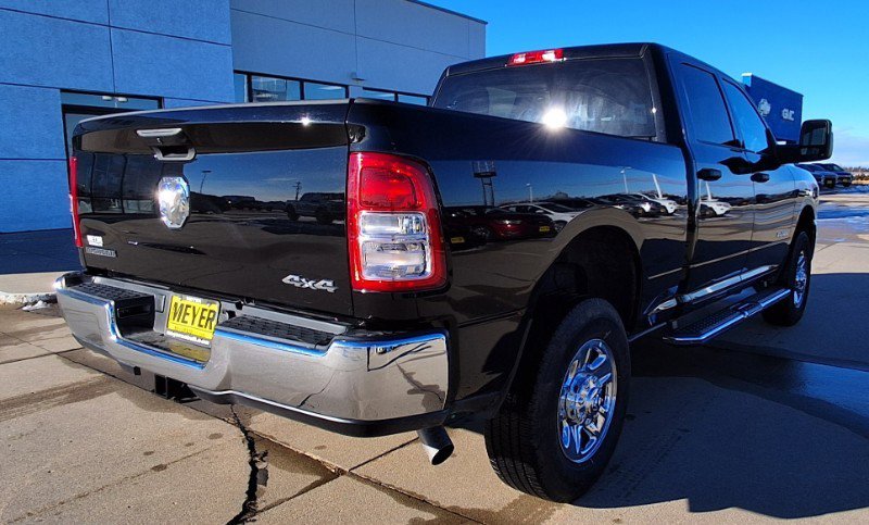 Used 2024 RAM 2500 Big Horn w/ Bed Utility Group image 9