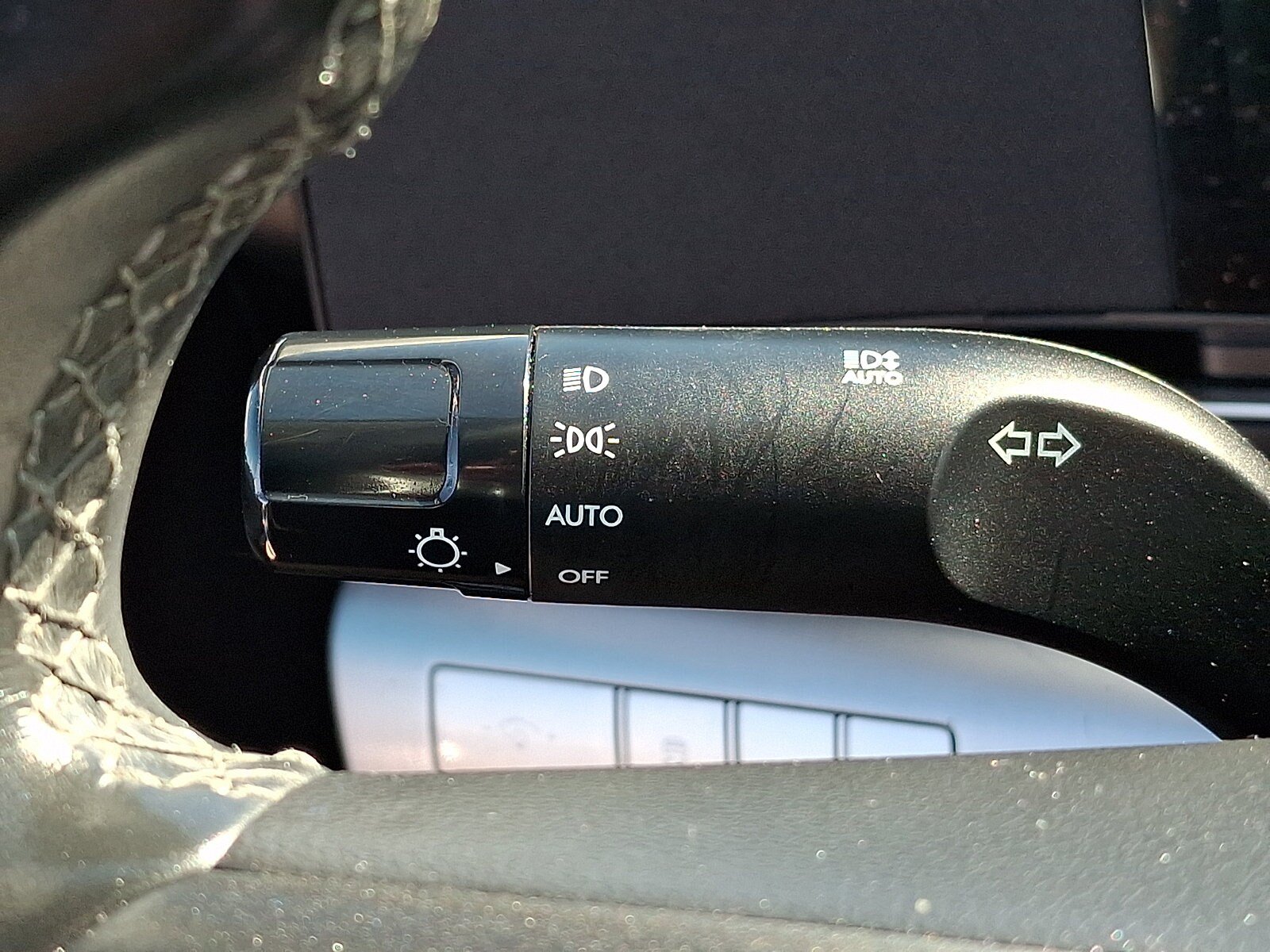 Used 2025 Hyundai Kona SEL AWD/4WD image 26