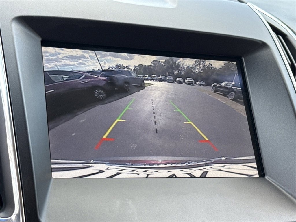 Used 2019 Ford Edge Titanium image 38
