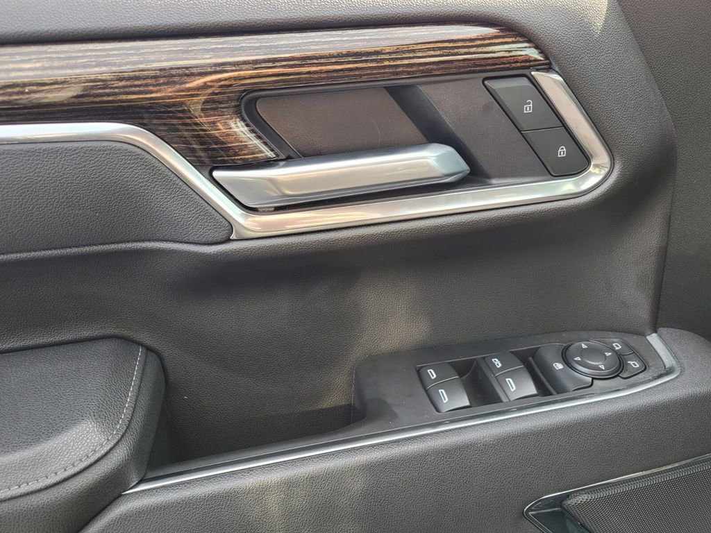 Used 2025 GMC Sierra 1500 Elevation w/ LPO, Elevation Black Package image 27