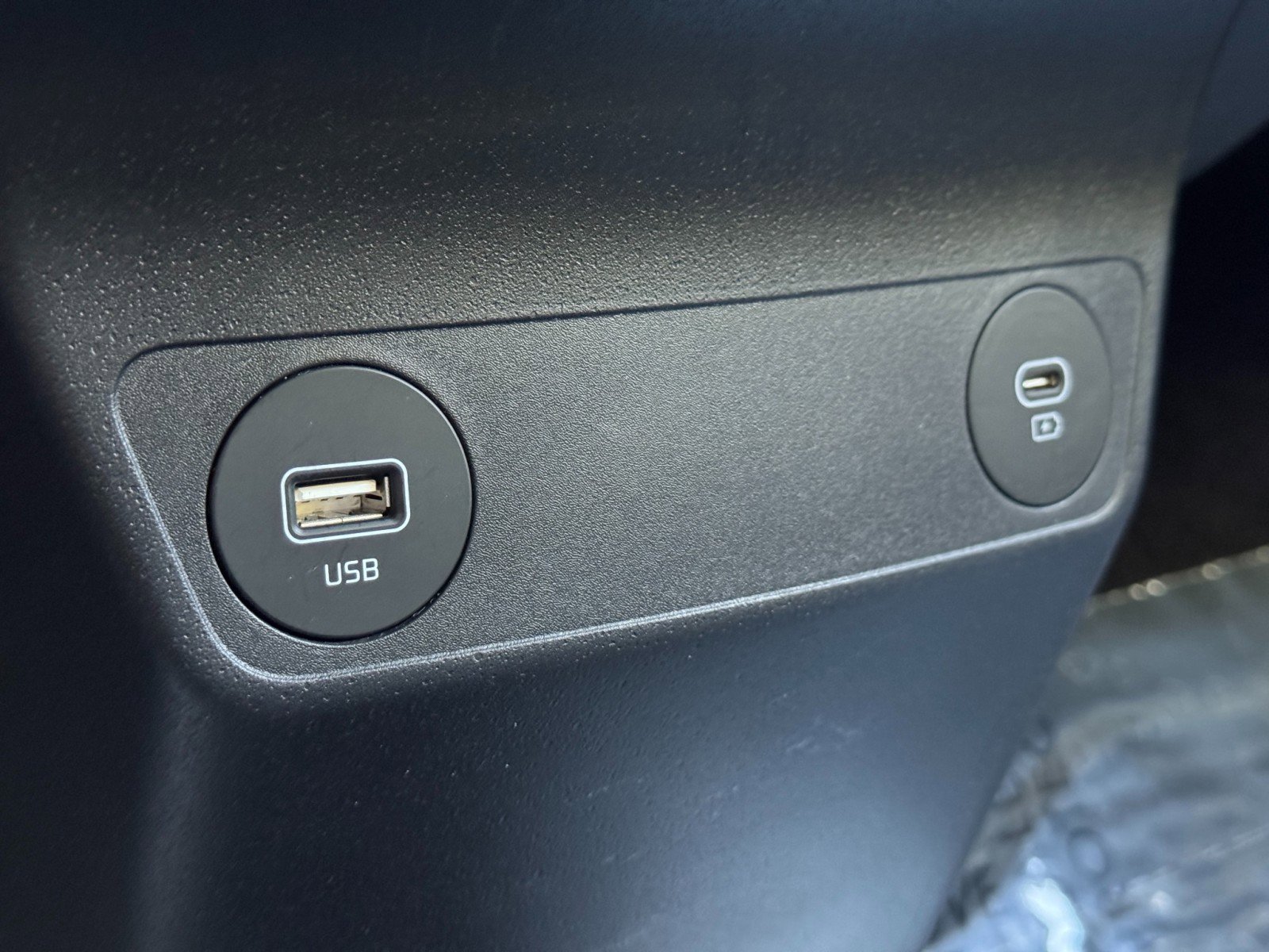 Used 2022 Kia EV6 Wind w/ Wind Technology Package image 32