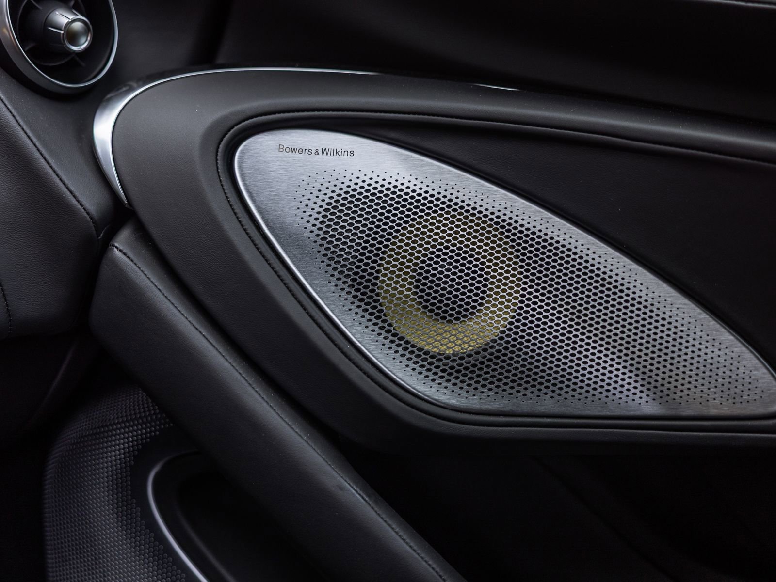 Used 2026 McLaren GTS RWD image 19