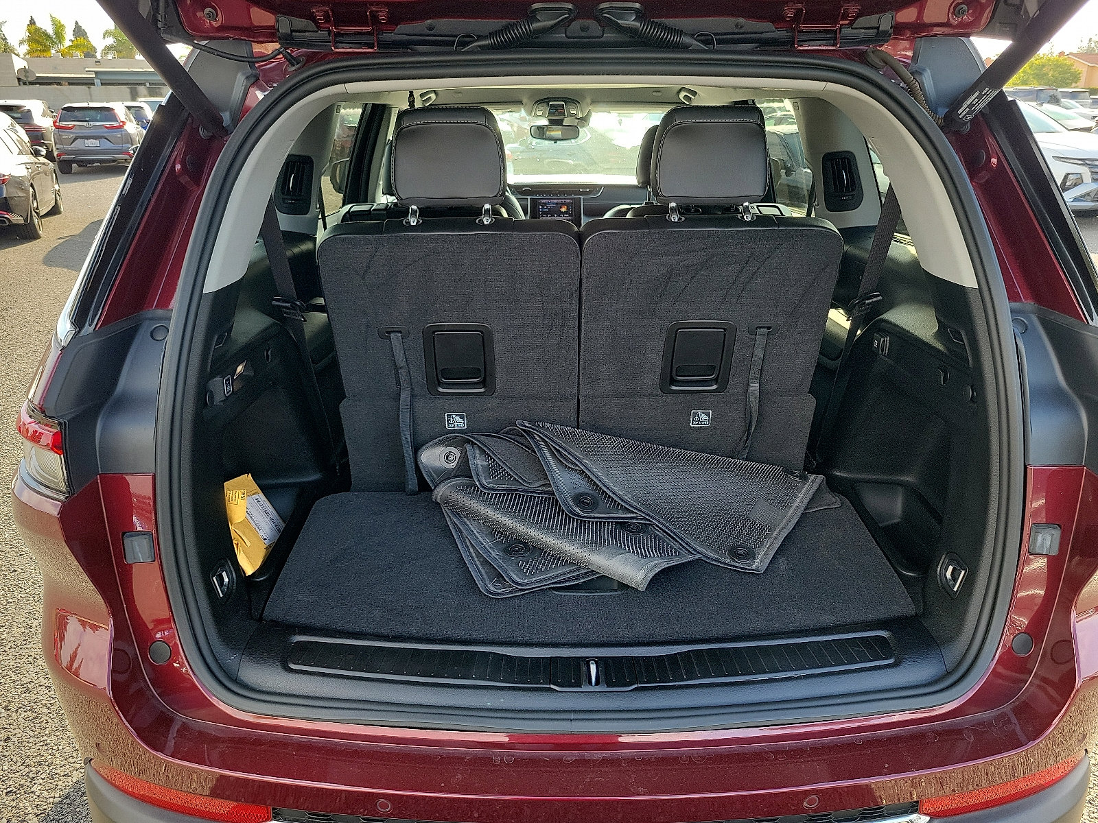 Used 2022 Jeep Grand Cherokee L Limited image 18