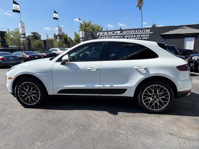 Used 2018 Porsche Macan AWD/4WD image 12