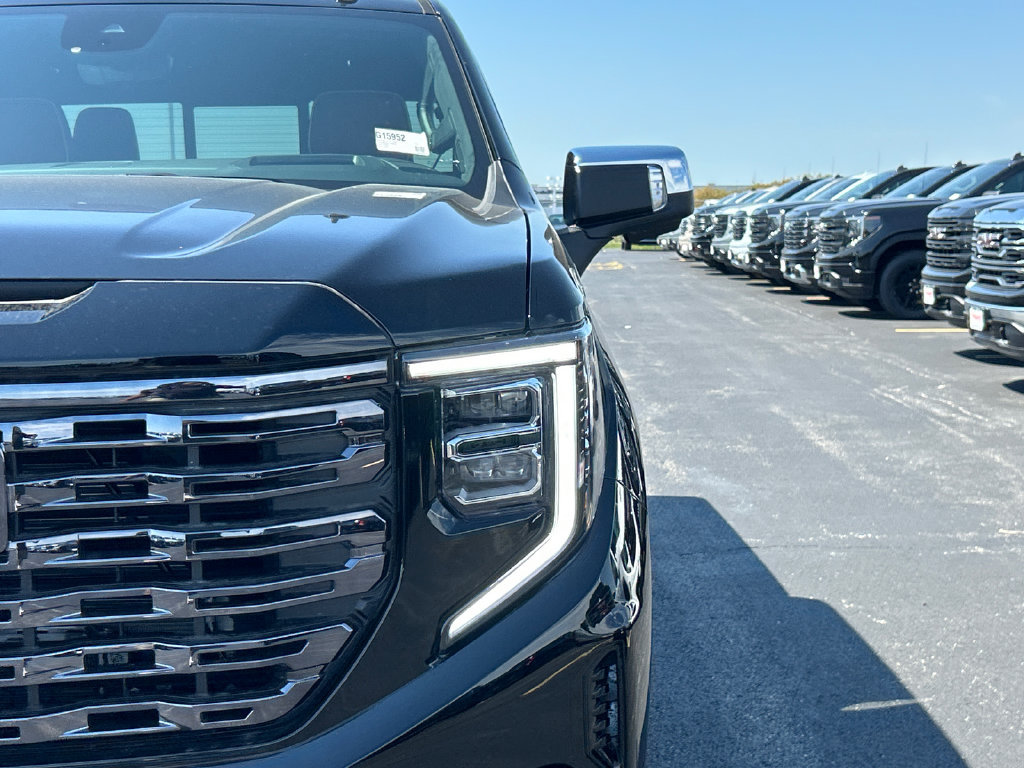New 2026 GMC Sierra 1500 Denali Ultimate AWD/4WD image 11