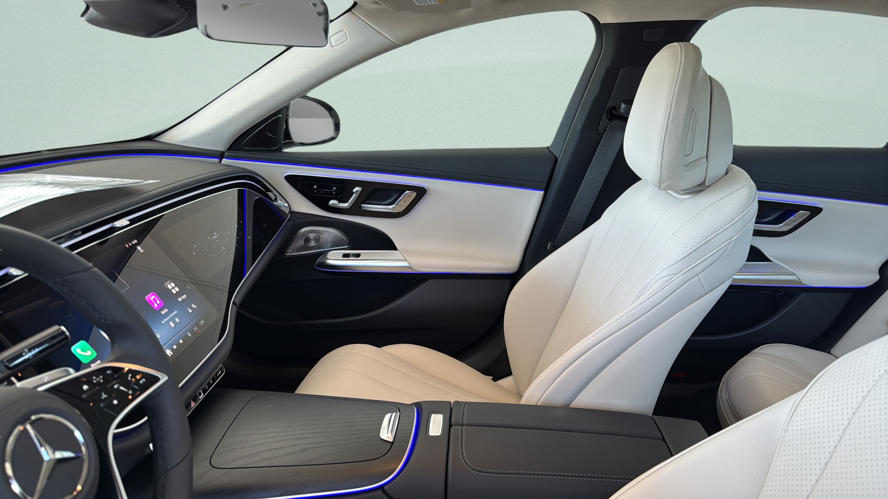 New 2026 Mercedes-Benz E 450 4MATIC Sedan image 21