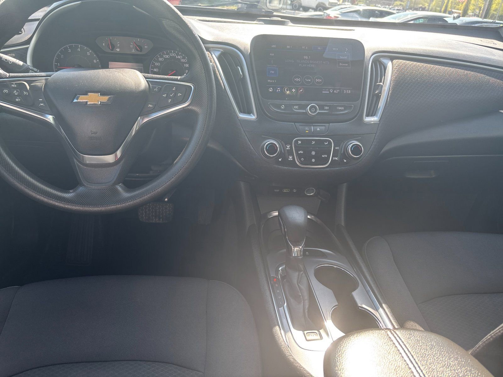 Used 2023 Chevrolet Malibu LT FWD image 14