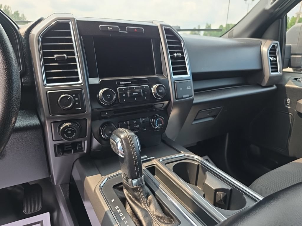 Used 2016 Ford F150 XLT w/ Equipment Group 301A Mid AWD/4WD image 40