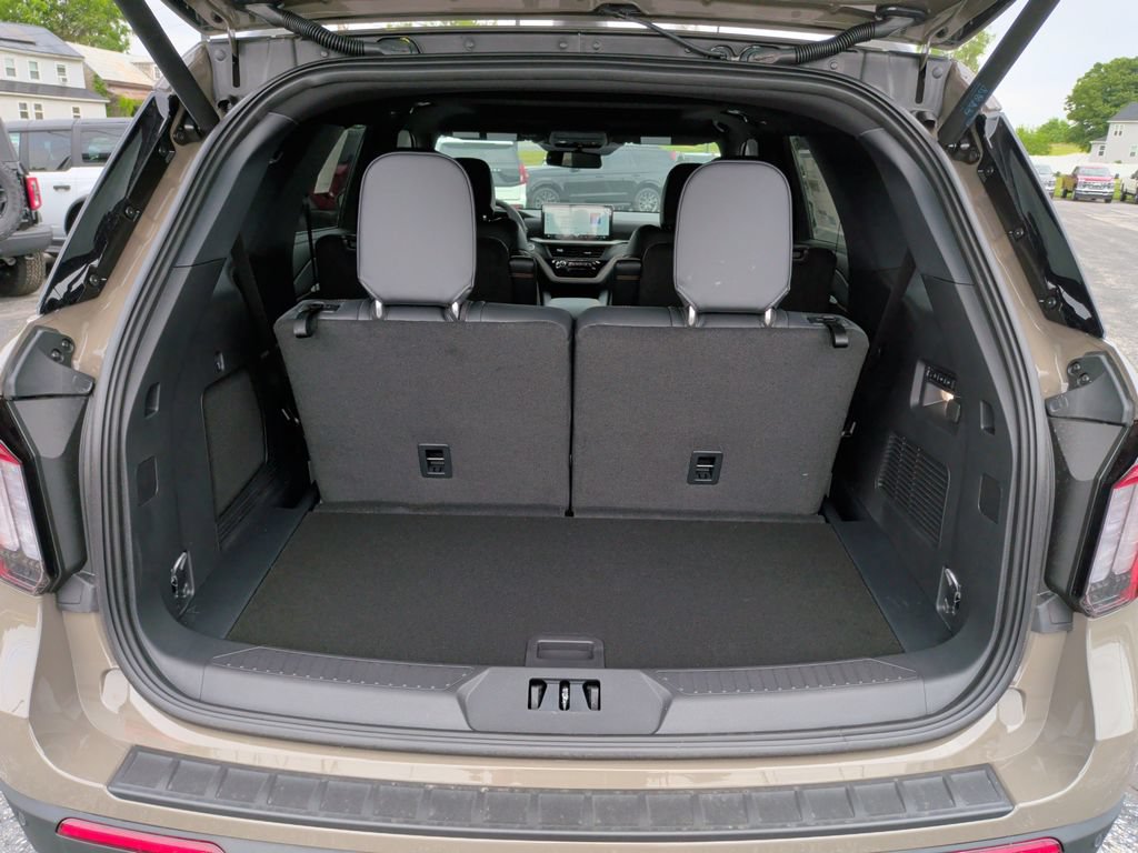 New 2026 Ford Explorer Tremor w/ Tremor Ultimate Package AWD/4WD image 11