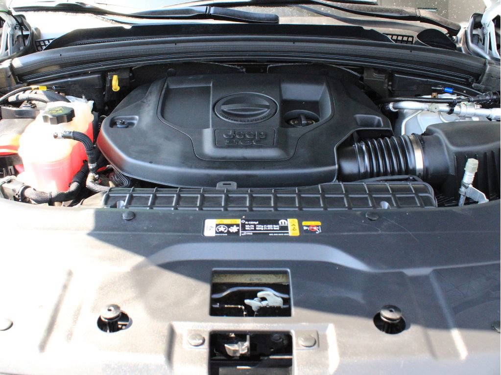 Certified 2023 Jeep Grand Cherokee L Overland AWD/4WD image 40