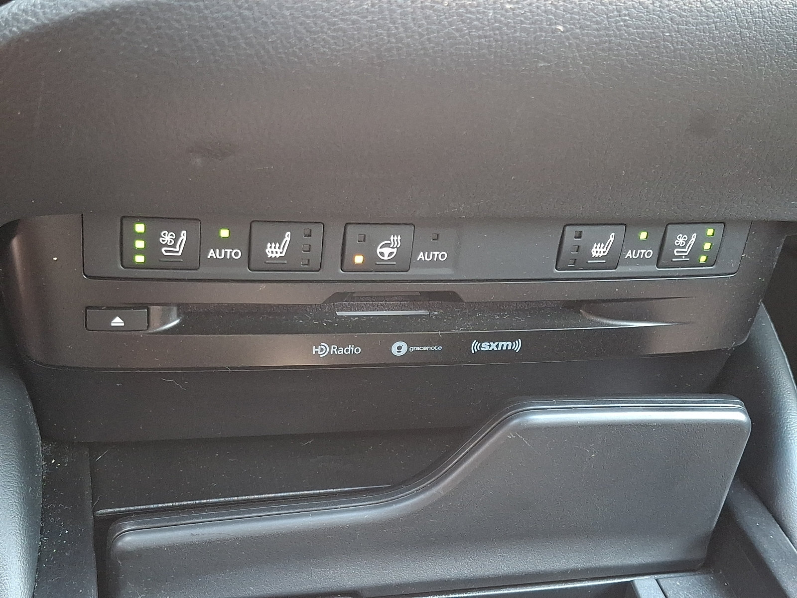 Certified 2020 Lexus ES 300h w/ Premium Package FWD image 25