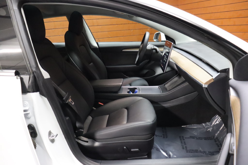 Used 2023 Tesla Model 3 Standard Range RWD image 30