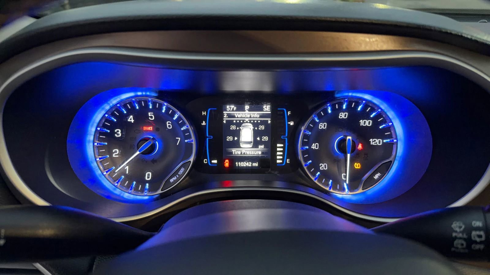 Used 2018 Chrysler Pacifica Touring-L image 18