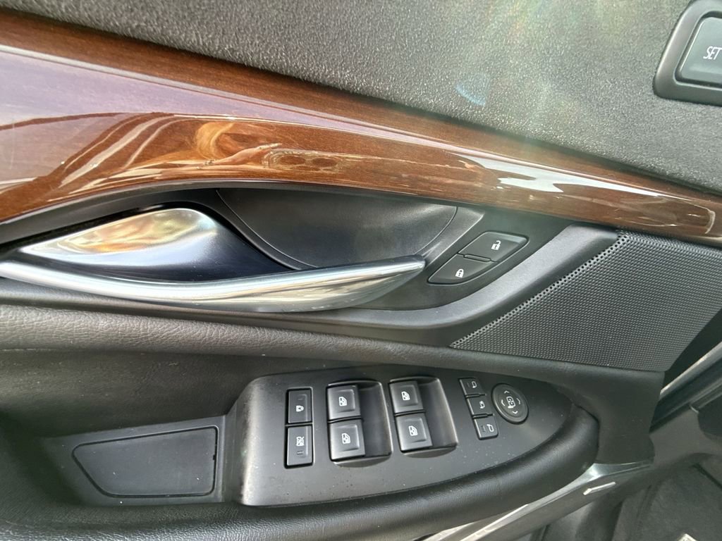 Certified 2020 Cadillac Escalade ESV Luxury image 30