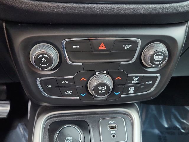 Used 2021 Jeep Compass Latitude w/ Convenience Group AWD/4WD image 38
