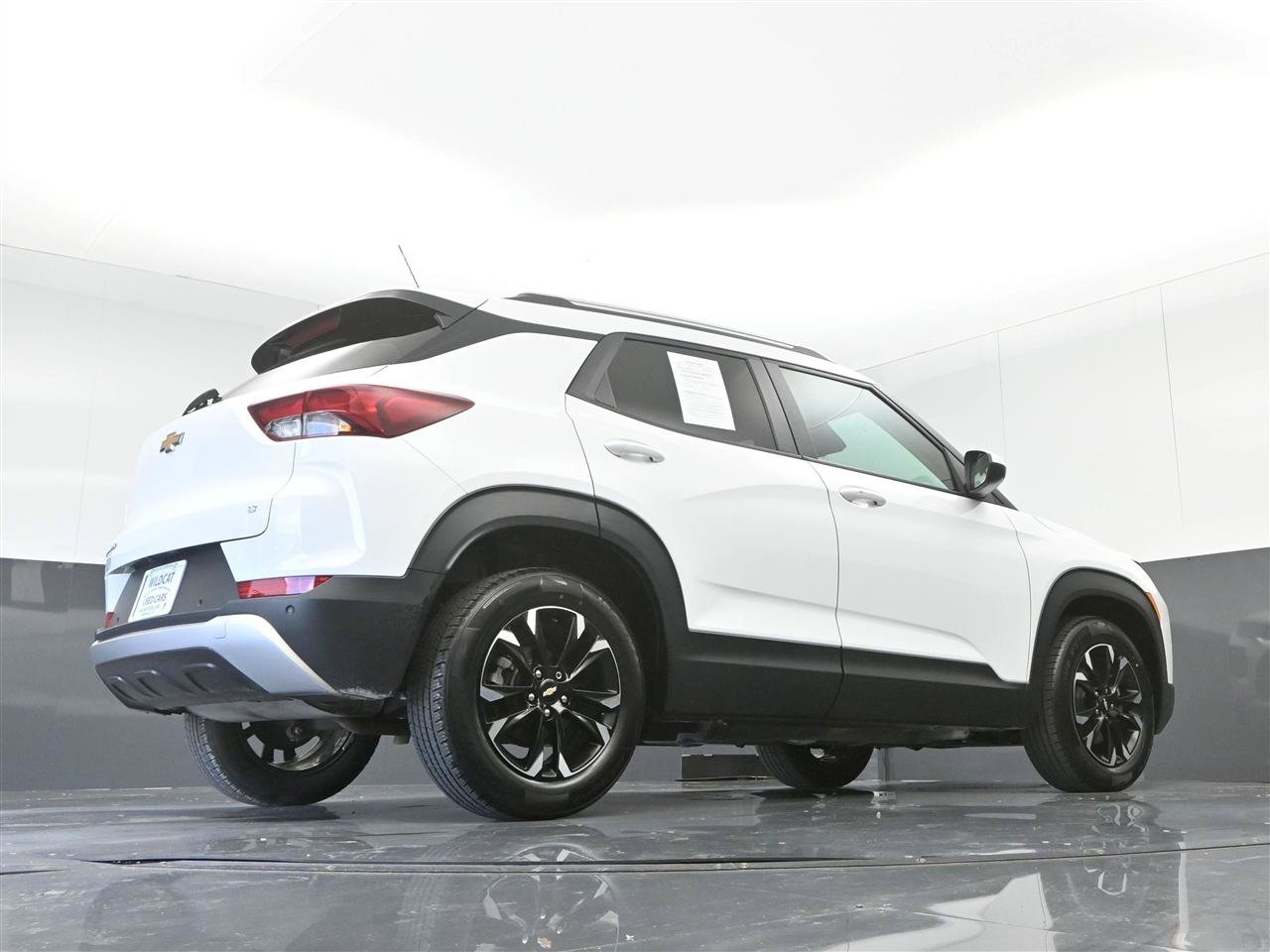 Used 2022 Chevrolet TrailBlazer LT w/ Convenience Package FWD image 33