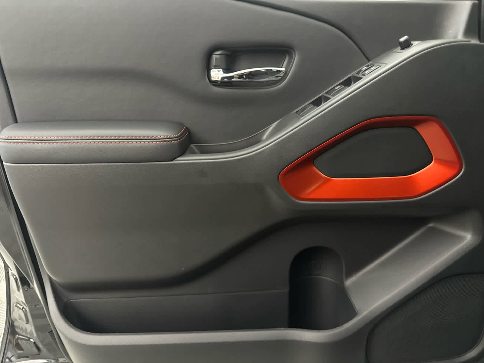 New 2025 Nissan Frontier PRO-4X image 14