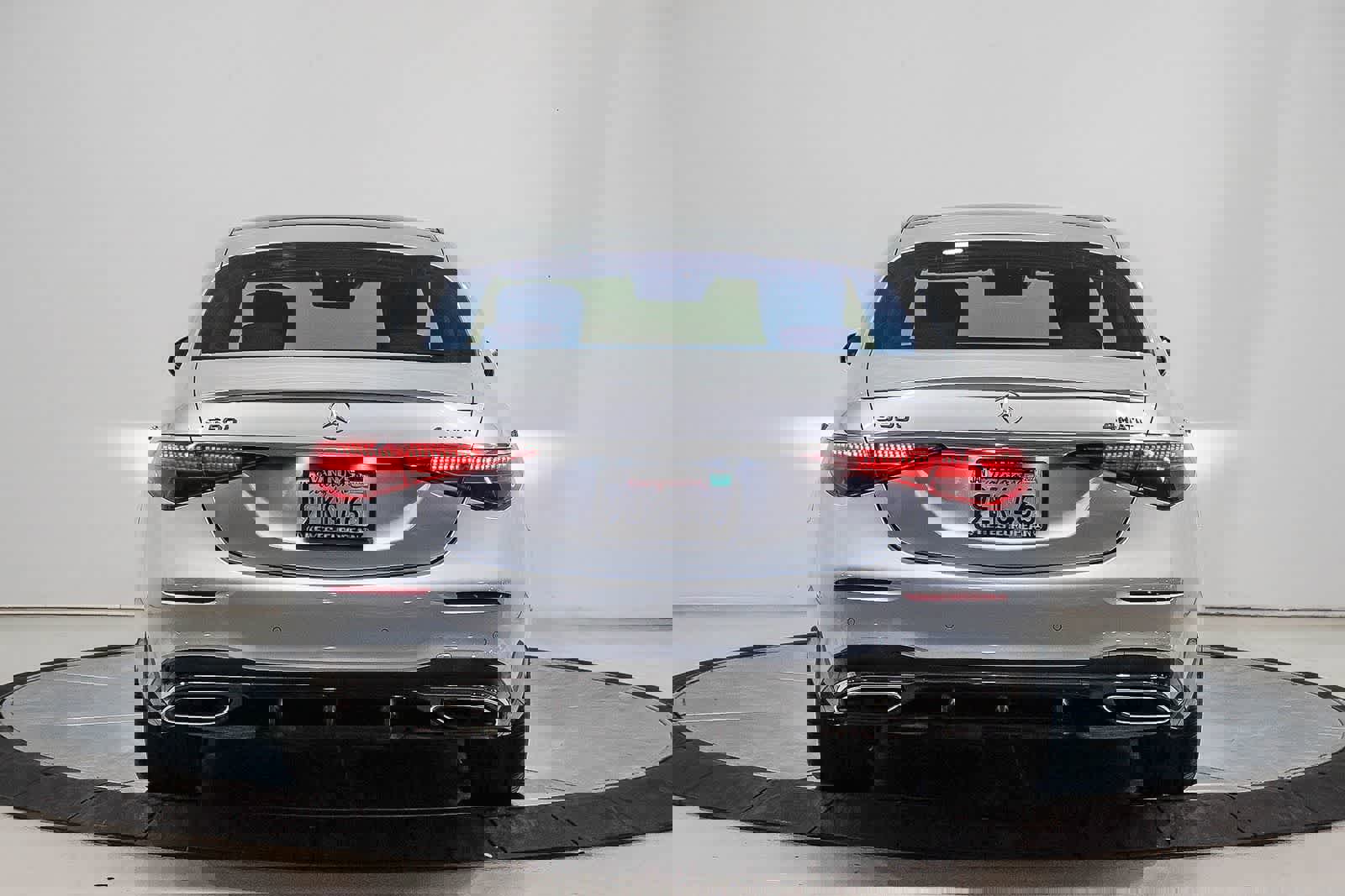 Used 2023 Mercedes-Benz S 500 S 500 image 3