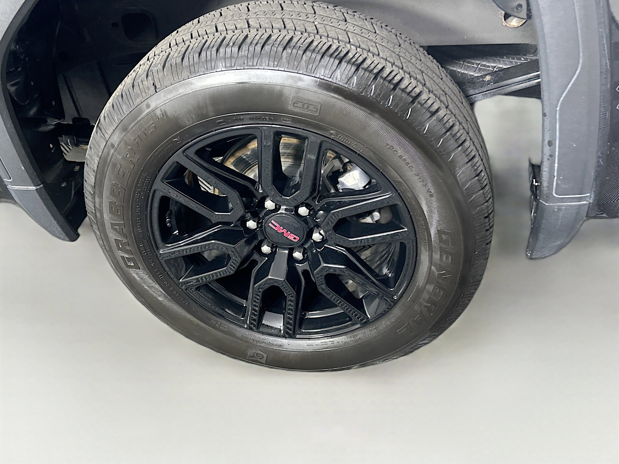 Used 2024 GMC Sierra 1500 Elevation image 11