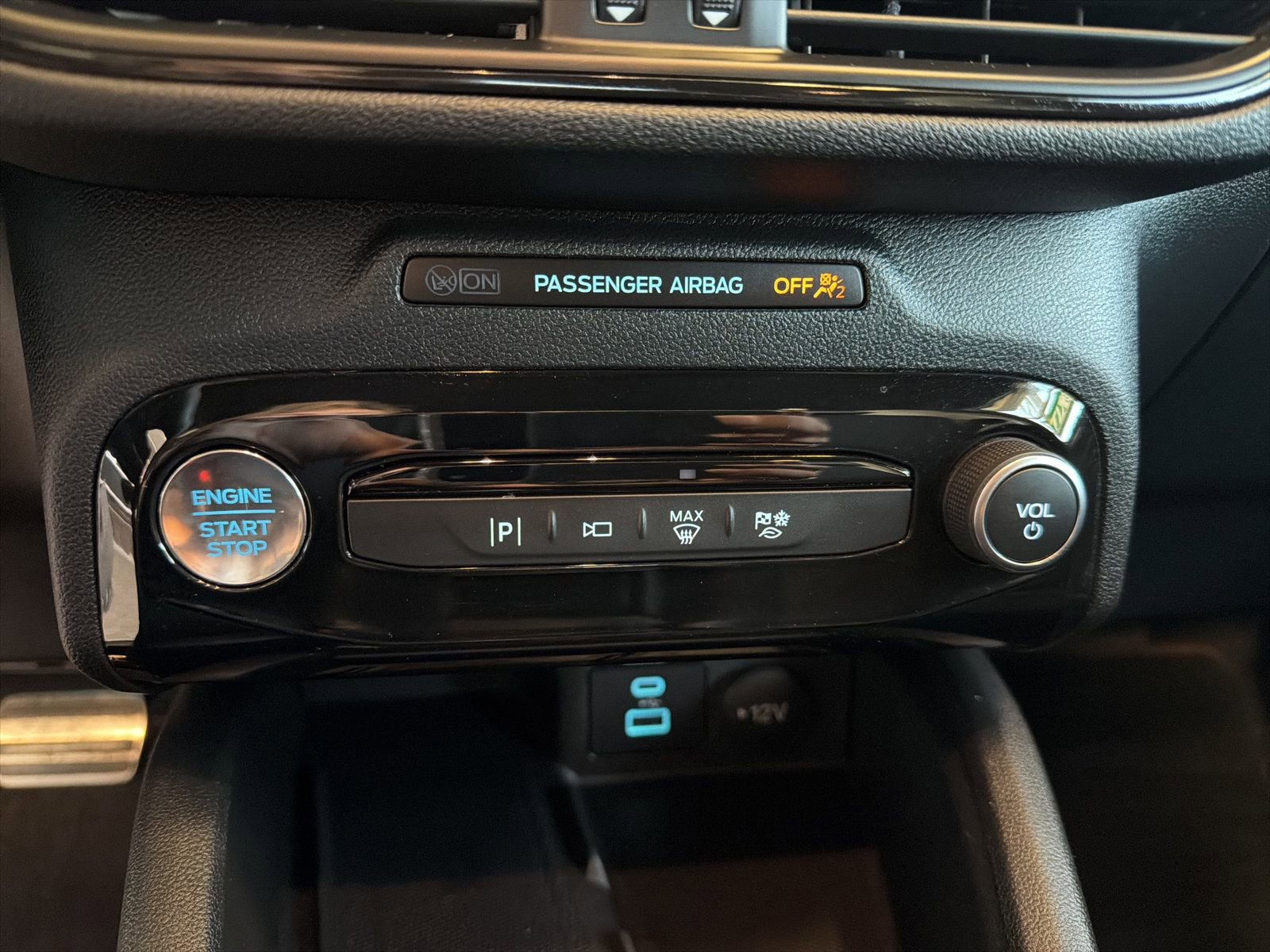 Used 2023 Ford Escape ST-Line Elite image 27