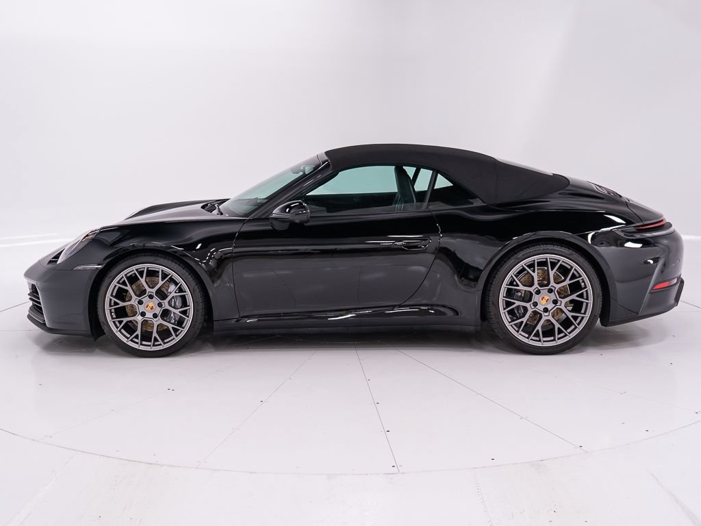 Used 2025 Porsche 911 Carrera RWD image 11
