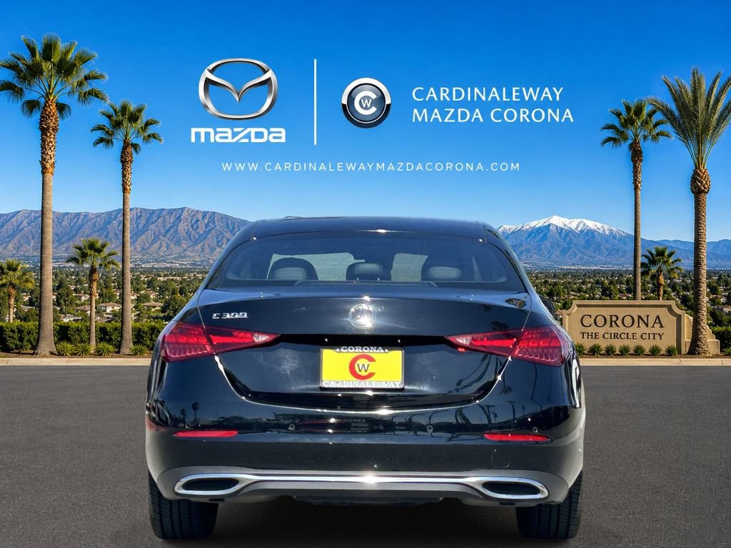 Used 2025 Mercedes-Benz C 300 Sedan image 4