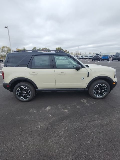 New 2025 Ford Bronco Sport Outer Banks w/ Outer Banks Tech Package+ AWD/4WD image 5