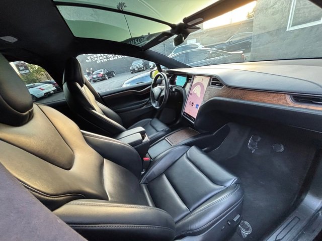 Used 2020 Tesla Model X Long Range image 39