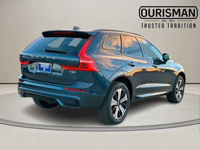 New 2025 Volvo XC60 T8 Core w/ Climate Package image 7