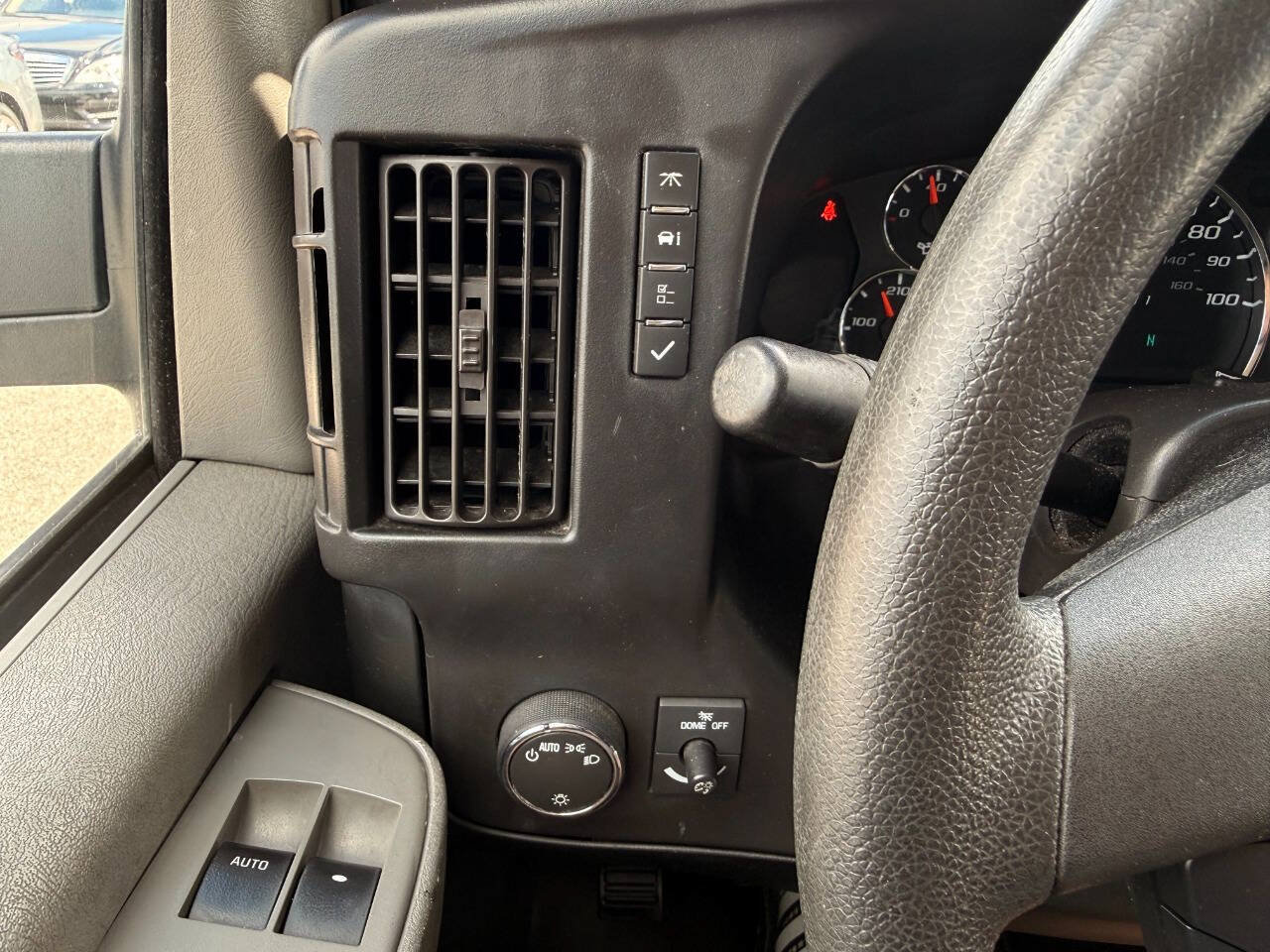 Used 2017 GMC Savana 3500 LS RWD image 39