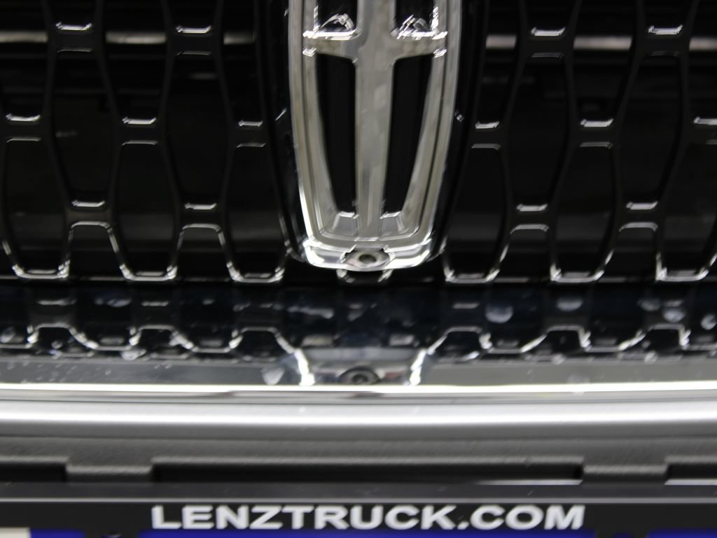 Used 2022 Lincoln Corsair Reserve w/ Equipment Group 201A AWD/4WD image 57