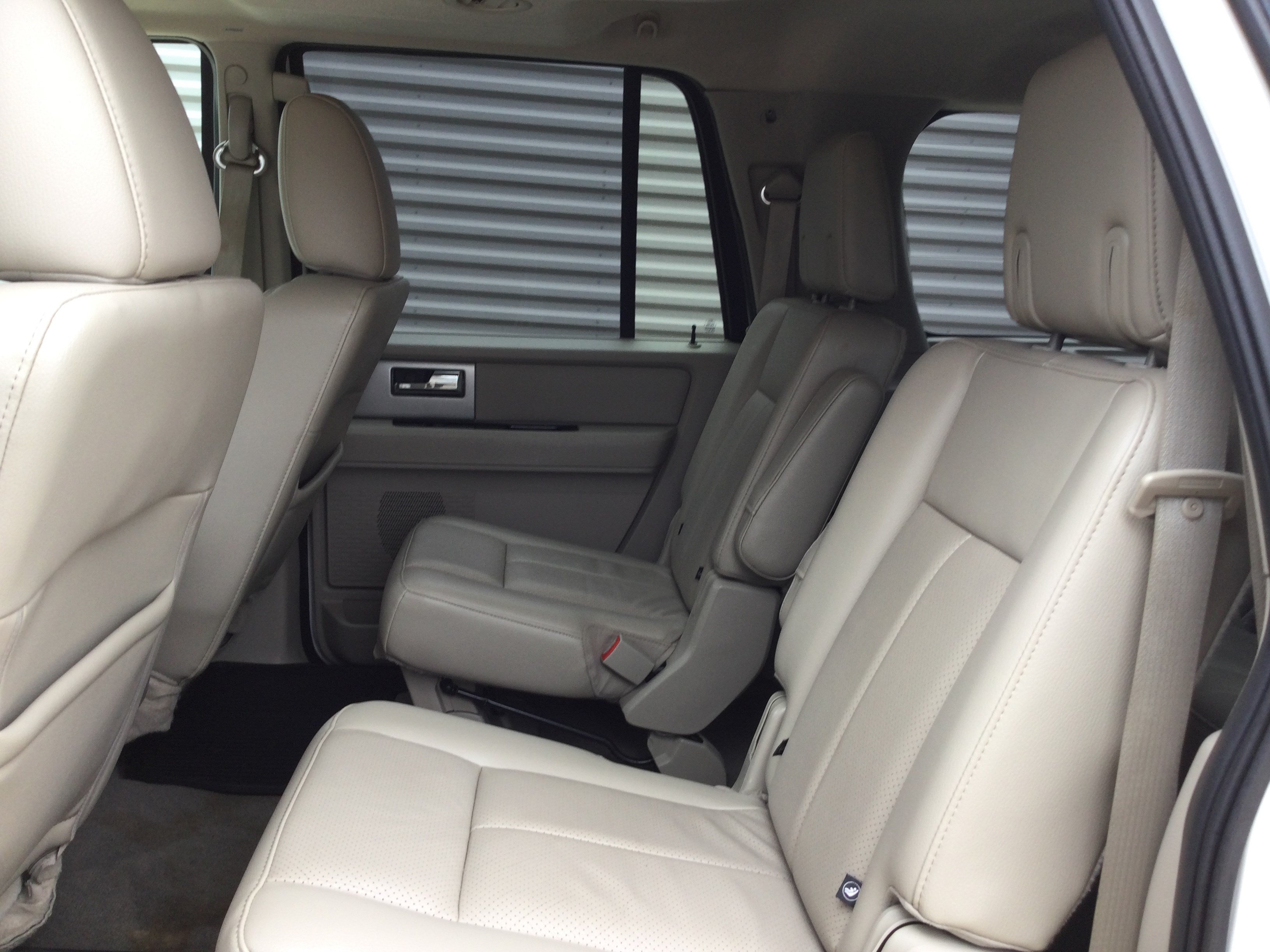 Used 2014 Ford Expedition EL Limited w/ Equipment Group 301A AWD/4WD image 8