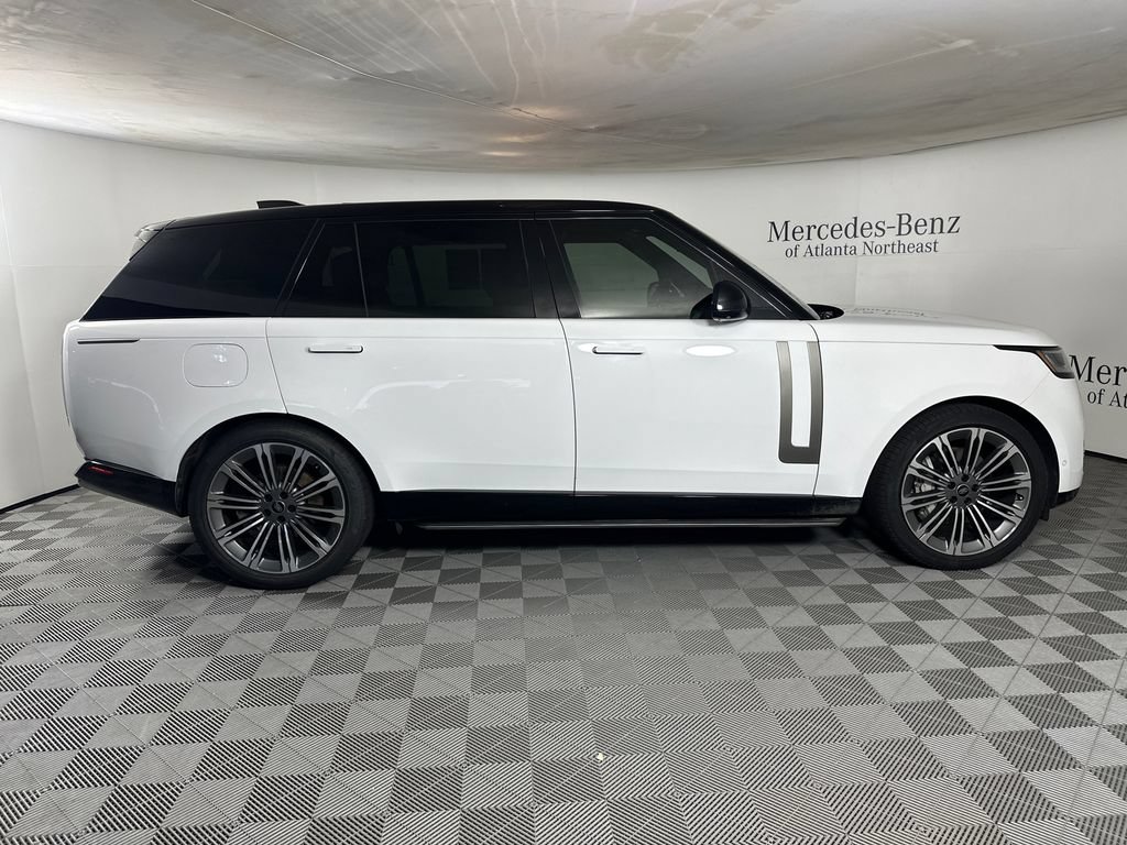 Used 2023 Land Rover Range Rover Long Wheelbase SE AWD/4WD image 8