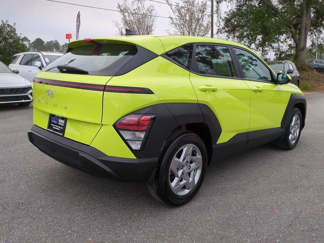 Certified 2024 Hyundai Kona SE image 5