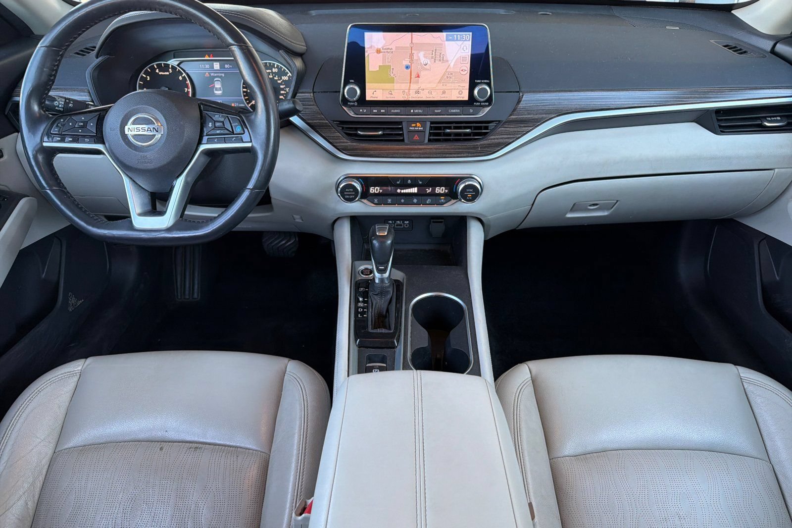 Used 2019 Nissan Altima 2.5 Platinum FWD image 12
