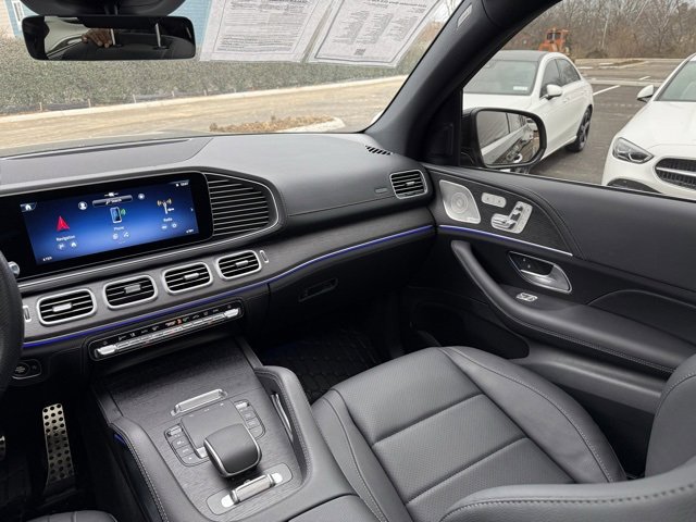 Certified 2024 Mercedes-Benz GLS 450 4MATIC image 16