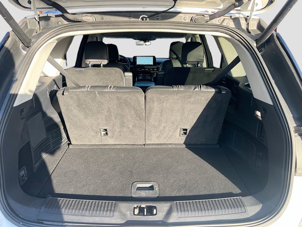 Used 2025 Lincoln Aviator Reserve w/ Jet Appearance Package image 28