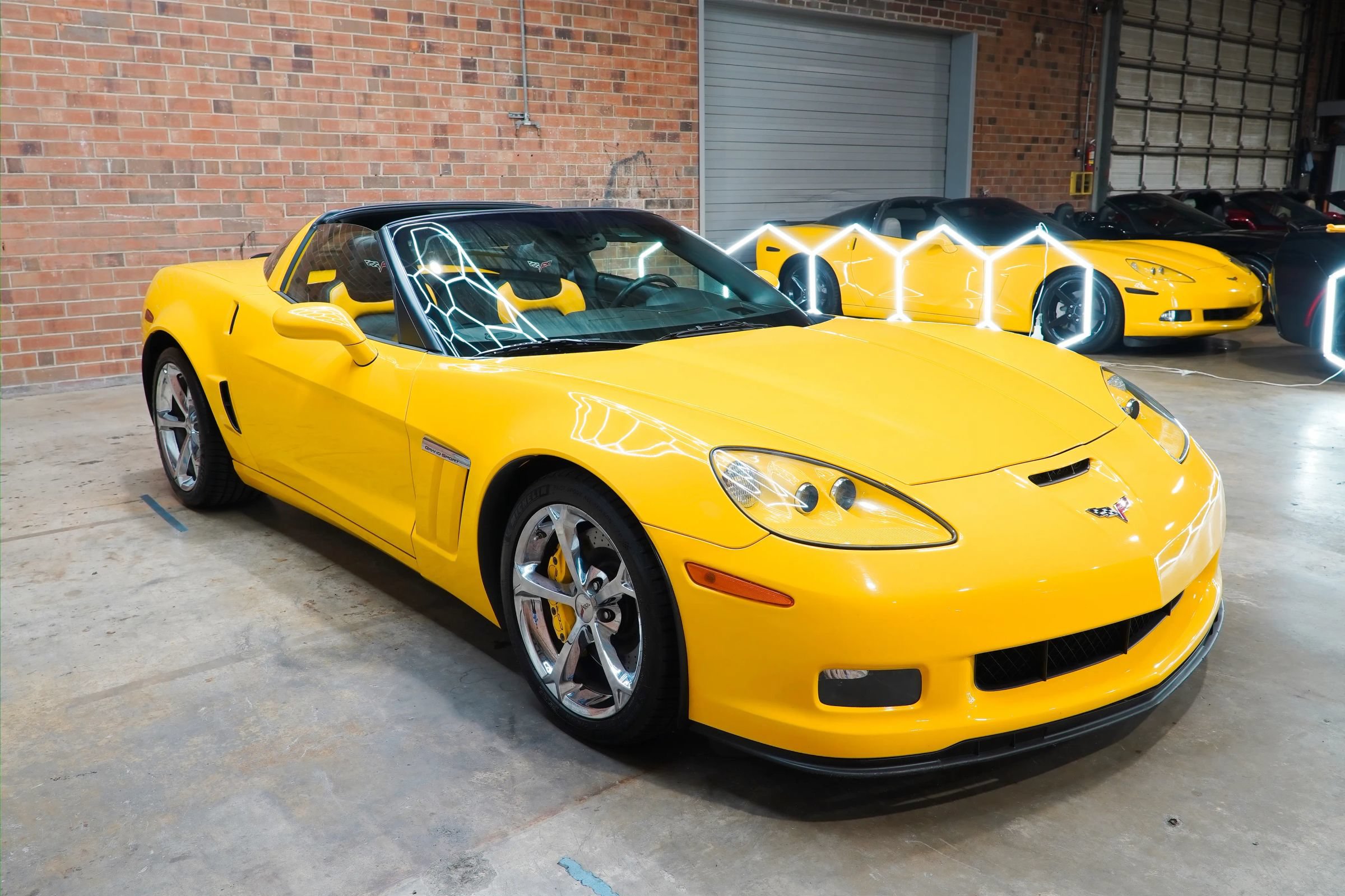 Used 2013 Chevrolet Corvette Grand Sport w/ 3LT Preferred Equipment Group RWD image 27