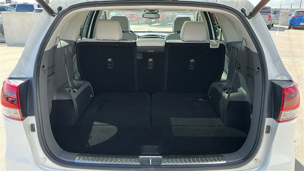 Used 2017 Kia Sorento SX image 37