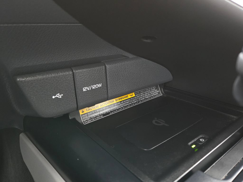 Used 2020 Toyota Camry SE w/ Audio Package FWD image 25