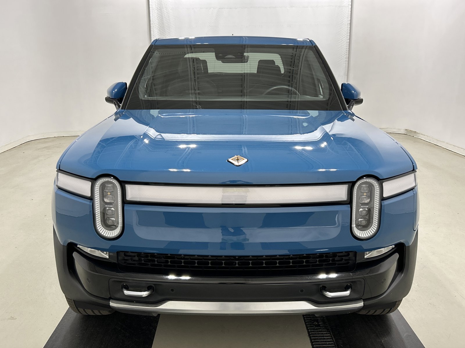 Used 2022 Rivian R1T Launch Edition AWD/4WD image 8