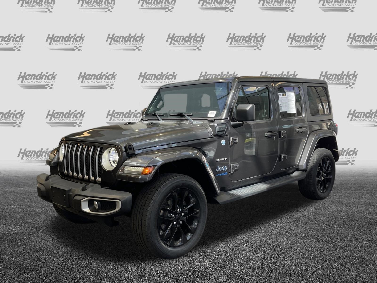 Used 2021 Jeep Wrangler Unlimited Sahara w/ Cold Weather Group AWD/4WD image 6