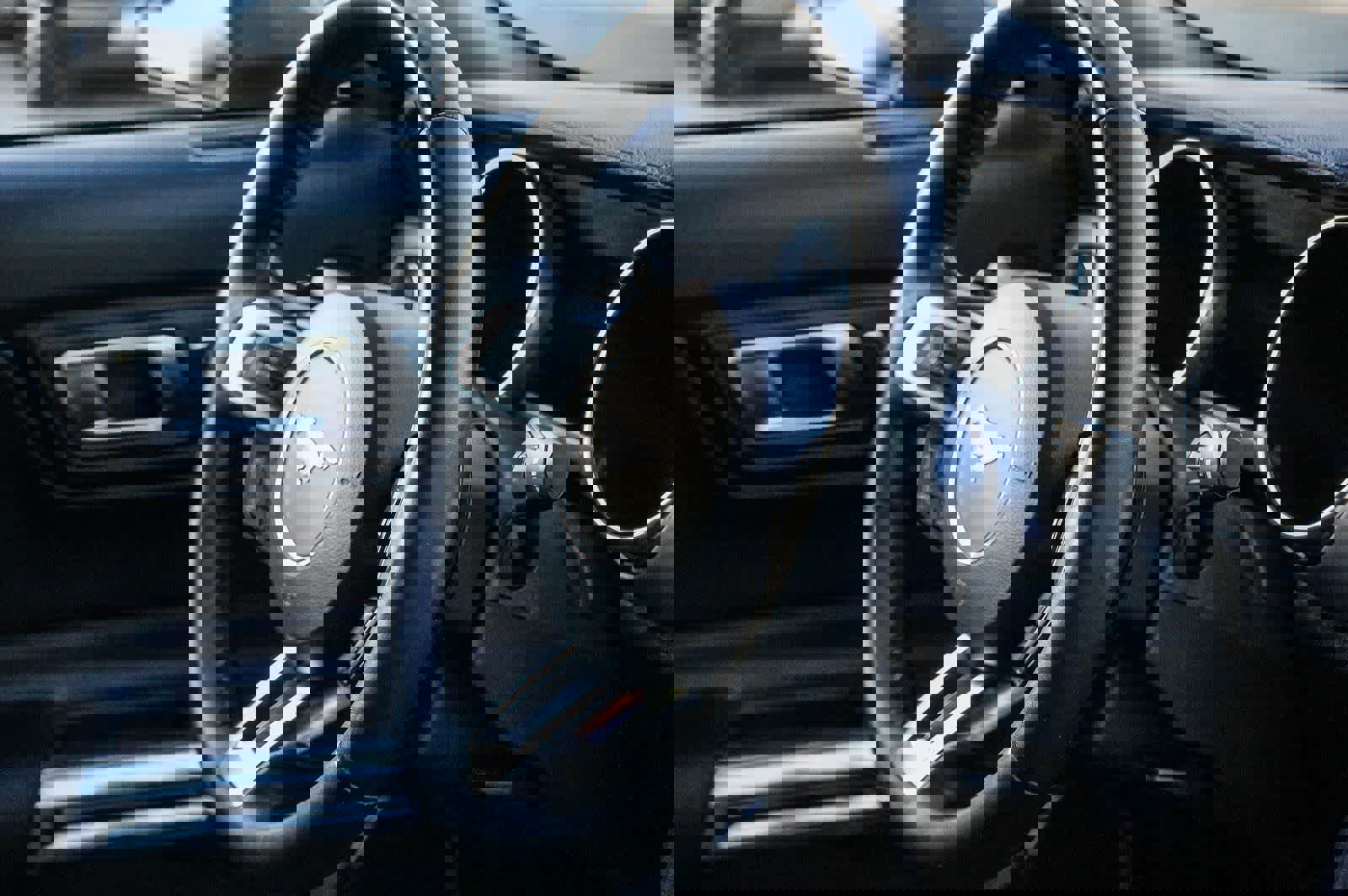 Used 2020 Ford Mustang Premium image 15