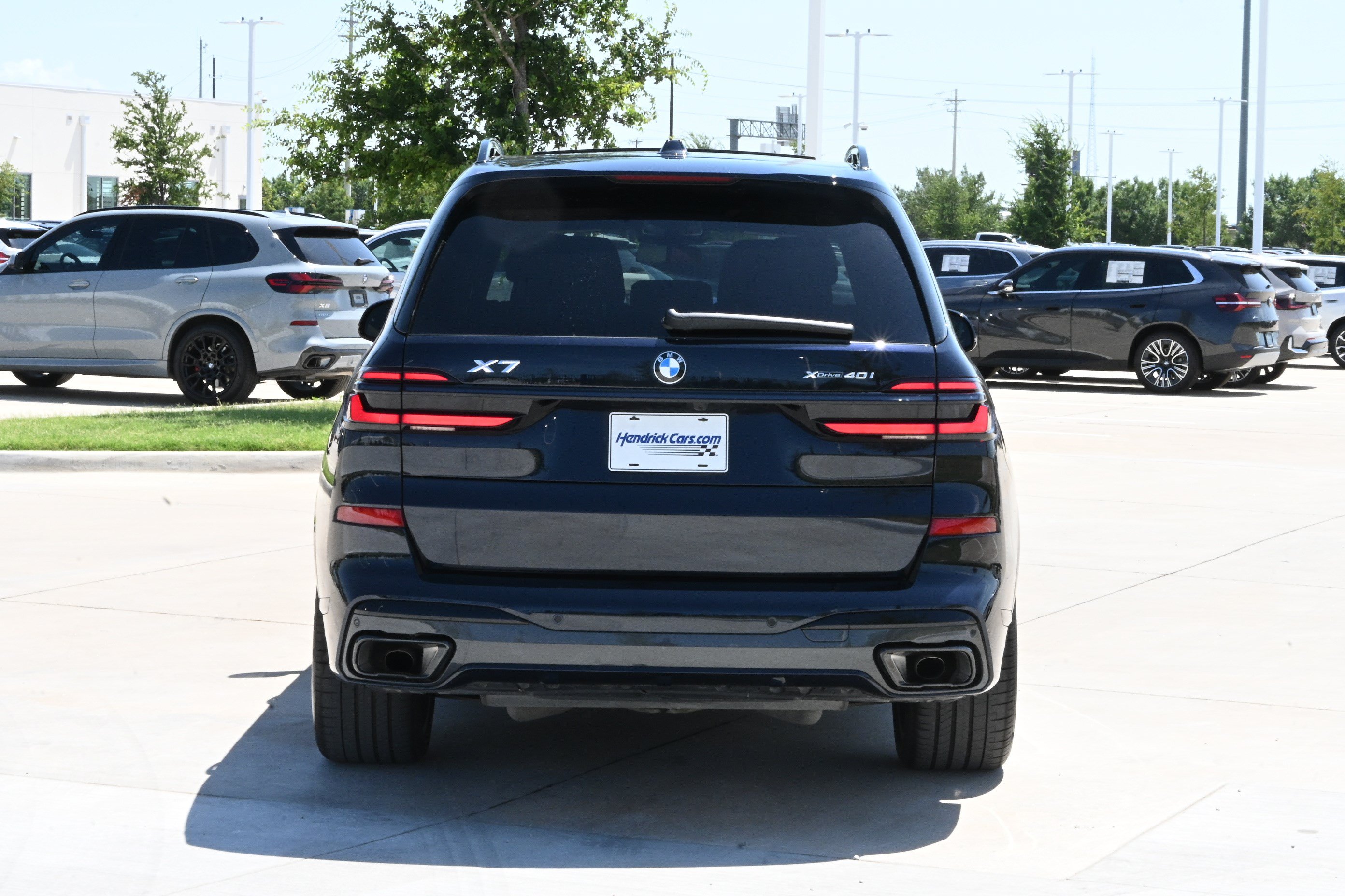Certified 2026 BMW X7 xDrive40i w/ M Sport Package AWD/4WD image 8