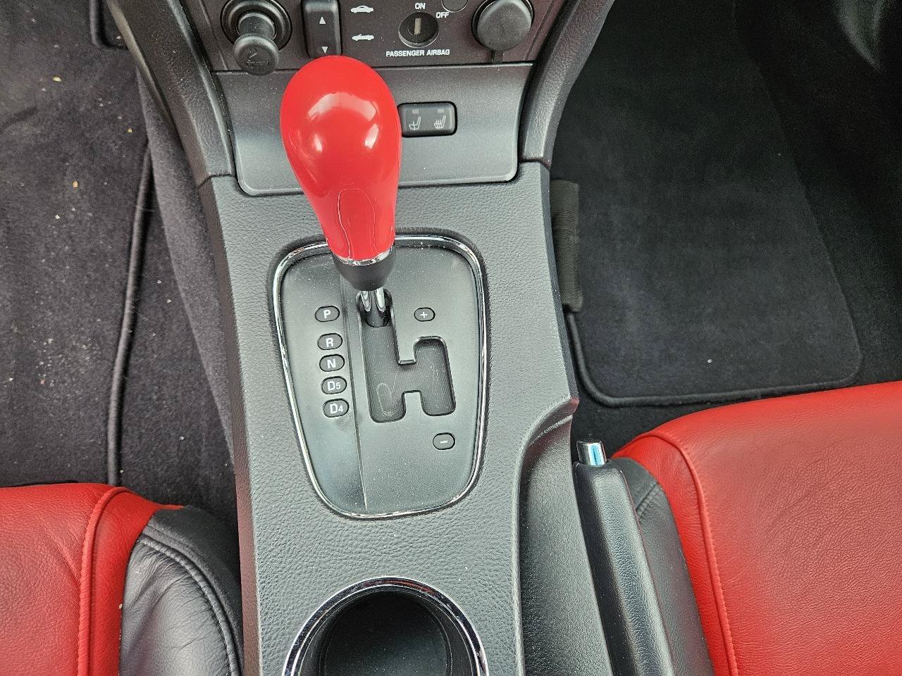 Used 2004 Ford Thunderbird RWD image 16