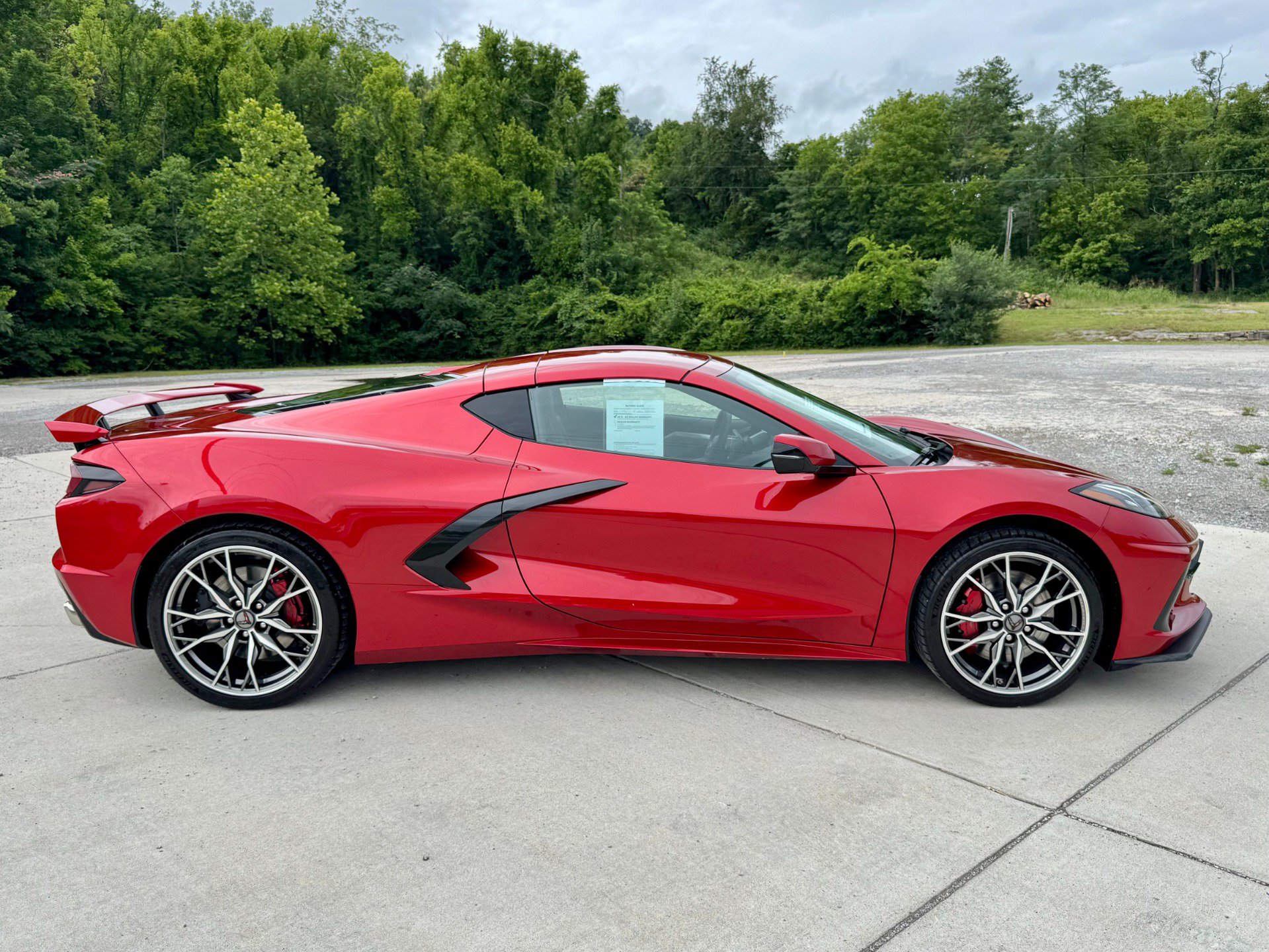 Used 2025 Chevrolet Corvette Stingray Premium Cpe w/ Z51 Performance Package RWD image 7